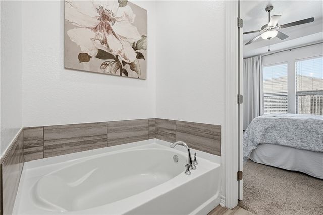 1026 Pasadena St, Portland, TX 78374