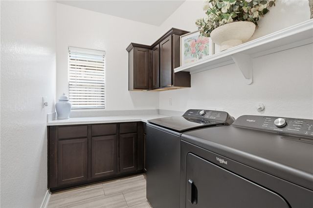 1026 Pasadena St, Portland, TX 78374