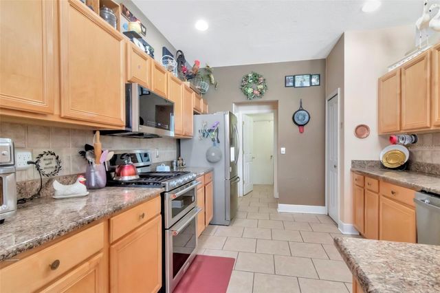 19103 WIND DANCER STREET, Lutz, FL 33558