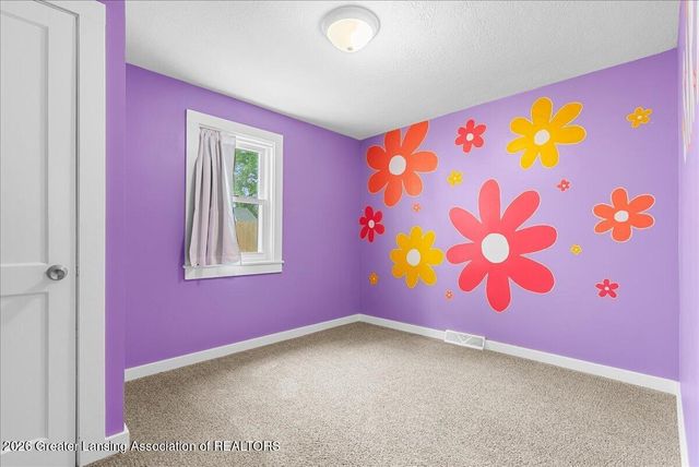 314 N Logan Street, Dewitt, MI 48820
