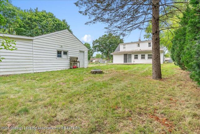 314 N Logan Street, Dewitt, MI 48820
