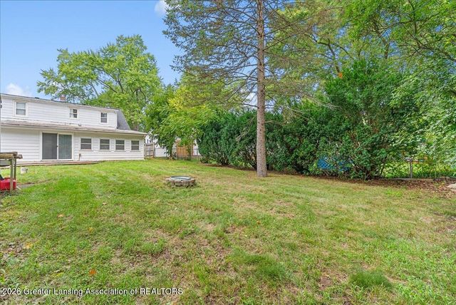 314 N Logan Street, Dewitt, MI 48820