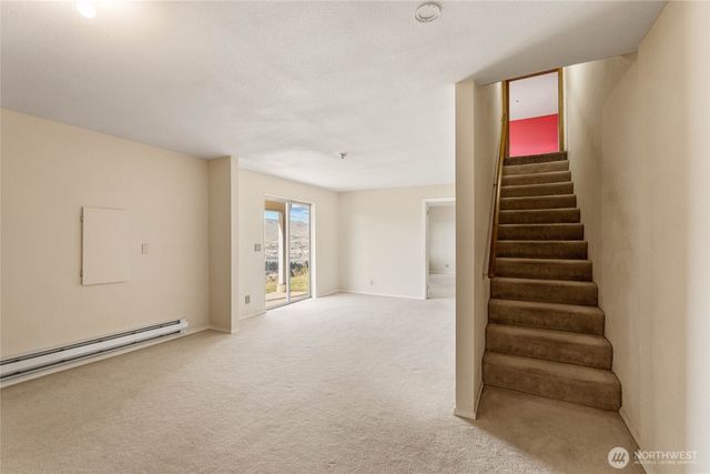 624 Daniels Drive NE, East Wenatchee, WA 98802