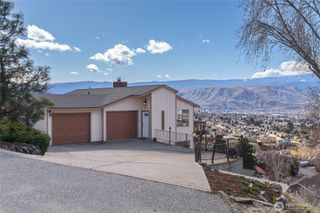 624 Daniels Drive NE, East Wenatchee, WA 98802