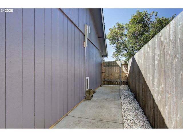 14915 Ne RANCHO Dr, Vancouver, WA 98682