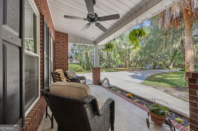 628 London Hill Road W, Woodbine, GA 31569