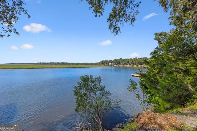 628 London Hill Road W, Woodbine, GA 31569