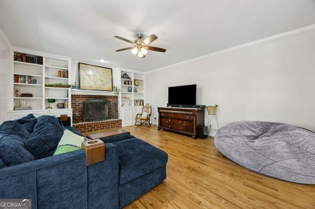 628 London Hill Road W, Woodbine, GA 31569