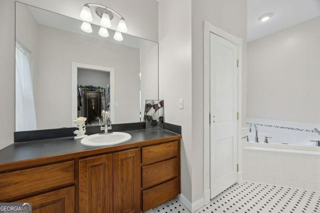 628 London Hill Road W, Woodbine, GA 31569