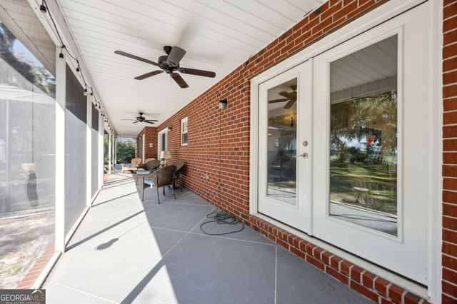 628 London Hill Road W, Woodbine, GA 31569