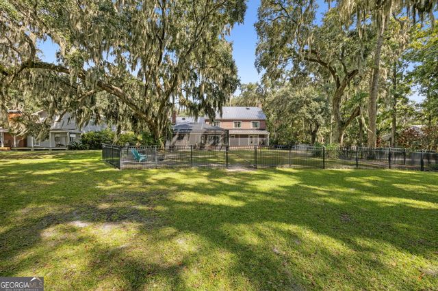 628 London Hill Road W, Woodbine, GA 31569