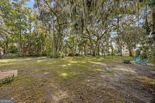 628 London Hill Road W, Woodbine, GA 31569