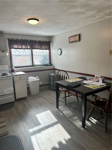 424 Smithfield Avenue 1, Pawtucket, RI 02860