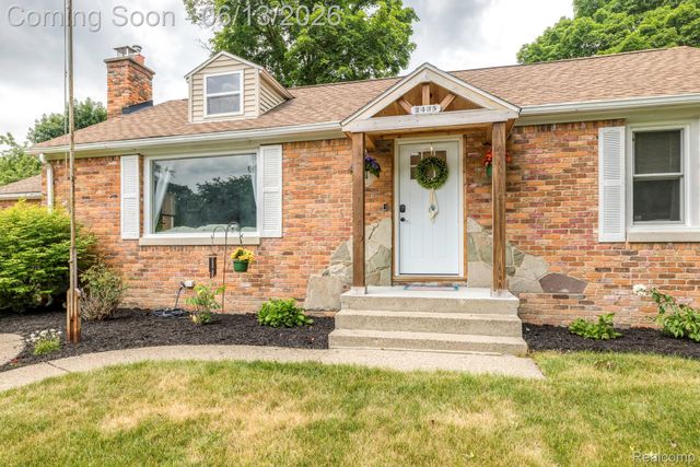 2435 Sharon Lane, Port Huron, MI 48060