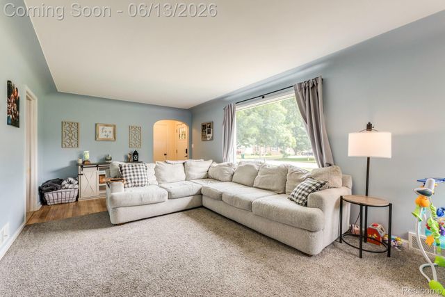2435 Sharon Lane, Port Huron, MI 48060