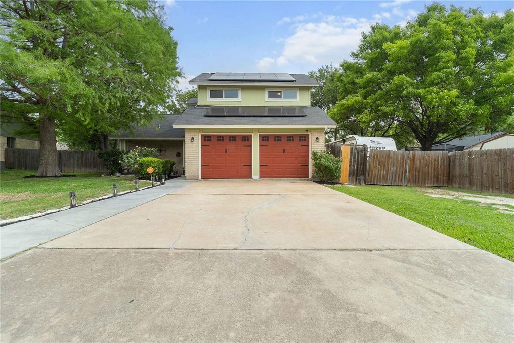 1610 Old Tract RD, Pflugerville, TX 78660
