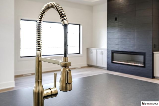 15705 Kansas Avenue, Omaha, NE 68116