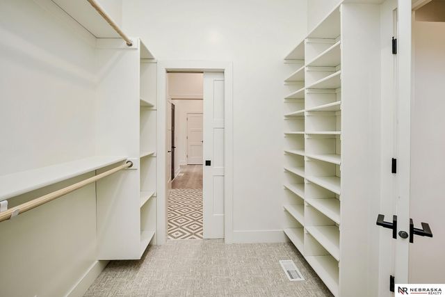 15705 Kansas Avenue, Omaha, NE 68116