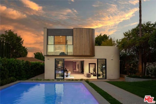 4939 Petit Avenue, Encino (los Angeles), CA 91436