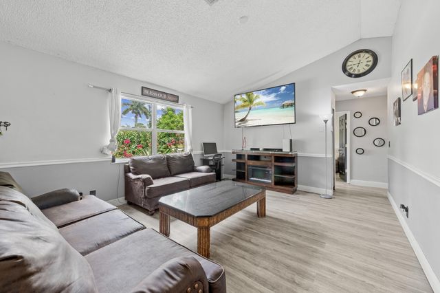 13254 79th Court N, West Palm Beach, FL 33412