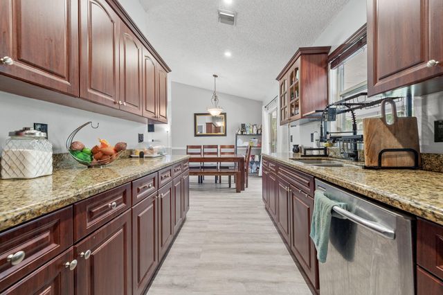 13254 79th Court N, West Palm Beach, FL 33412