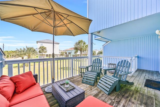 908 Calico Jack Cove, Galveston, TX 77554