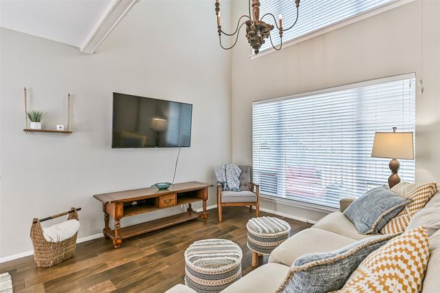 908 Calico Jack Cove, Galveston, TX 77554