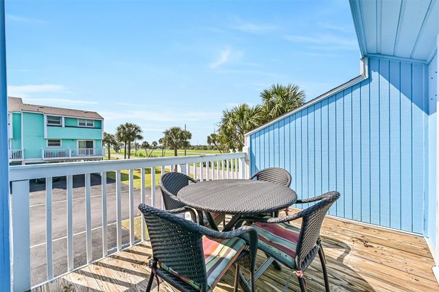 908 Calico Jack Cove, Galveston, TX 77554