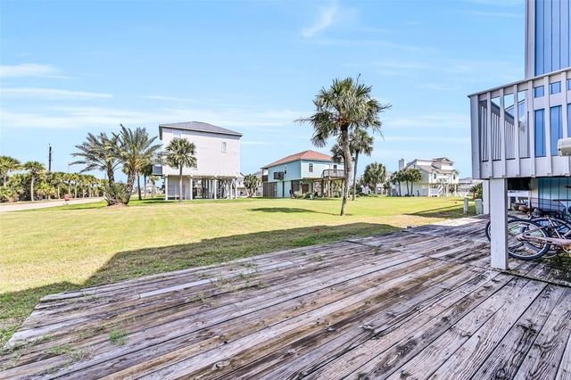 908 Calico Jack Cove, Galveston, TX 77554