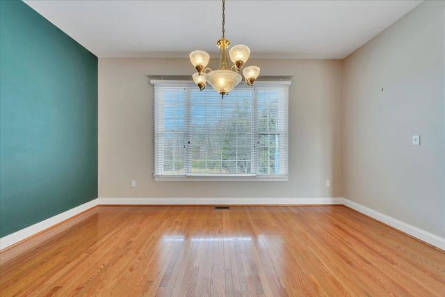 28 Queen Mothers CT, Wirtz, VA 24184