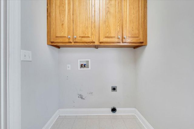 28 Queen Mothers CT, Wirtz, VA 24184