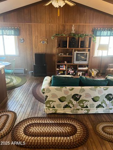 800 E Reindeer Drive, Munds Park, AZ 86017