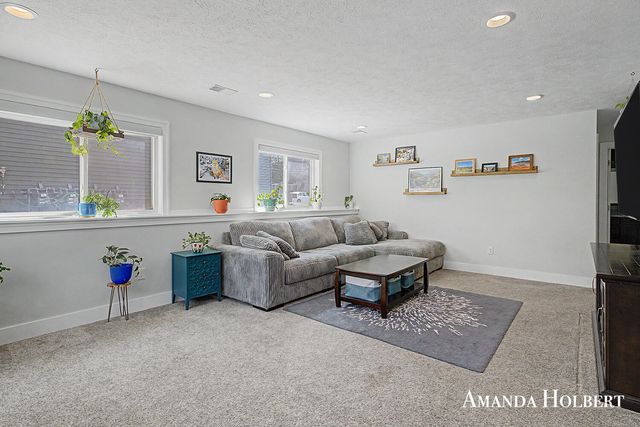 350 Spencer Street NE, Grand Rapids, MI 49505