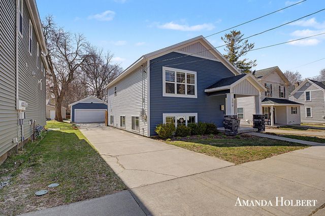 350 Spencer Street NE, Grand Rapids, MI 49505