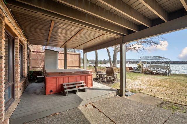 19439 E Tri Oak Circle NE, Wyoming, MN 55092