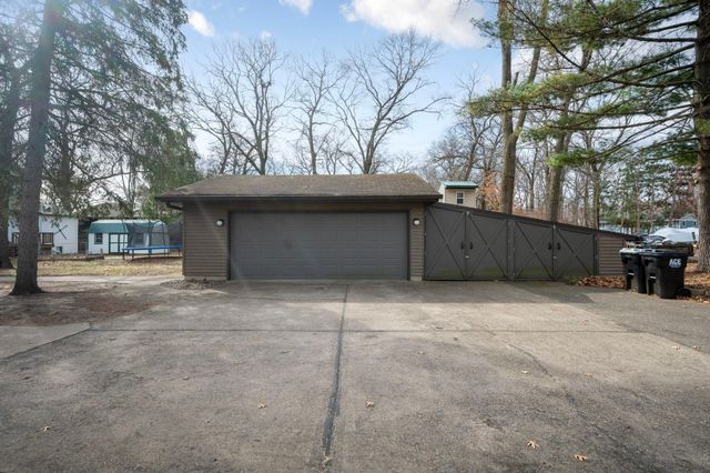 19439 E Tri Oak Circle NE, Wyoming, MN 55092