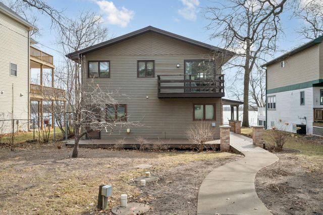 19439 E Tri Oak Circle NE, Wyoming, MN 55092