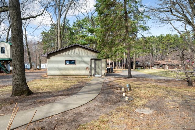 19439 E Tri Oak Circle NE, Wyoming, MN 55092