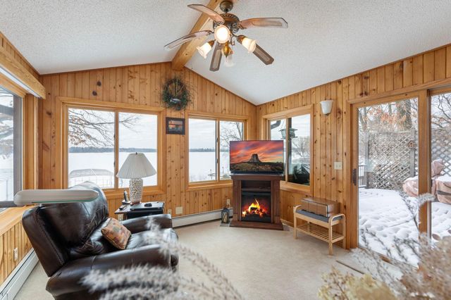 19439 E Tri Oak Circle NE, Wyoming, MN 55092