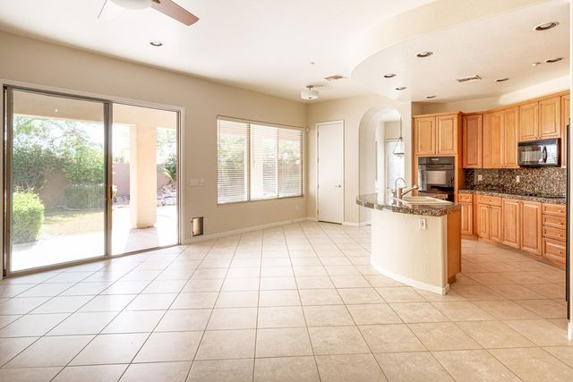 11183 E Beck Lane, Scottsdale, AZ 85255