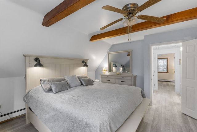 16 Bridgets Path, Barnstable, MA 02632