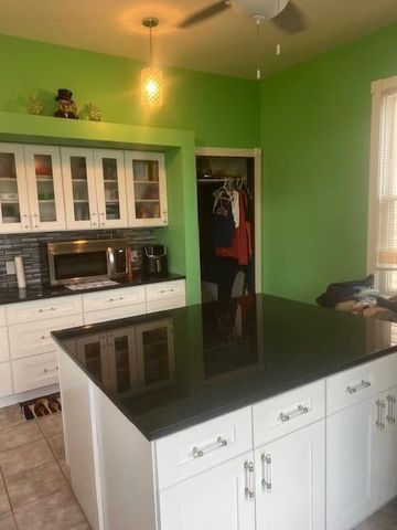 1511 Roberts Avenue, Whiting, IN 46394