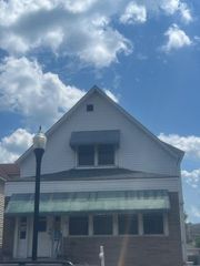 1511 Roberts Avenue, Whiting, IN 46394