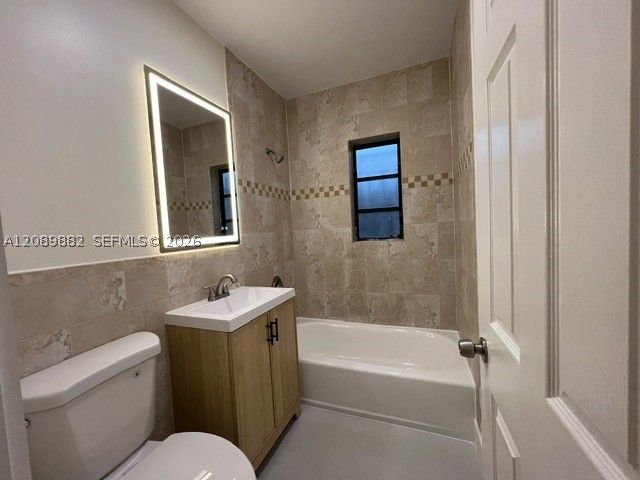 2655 SW 34th Ct, Miami, FL 33133