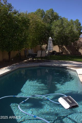 1433 W LONGHORN Drive, Chandler, AZ 85286