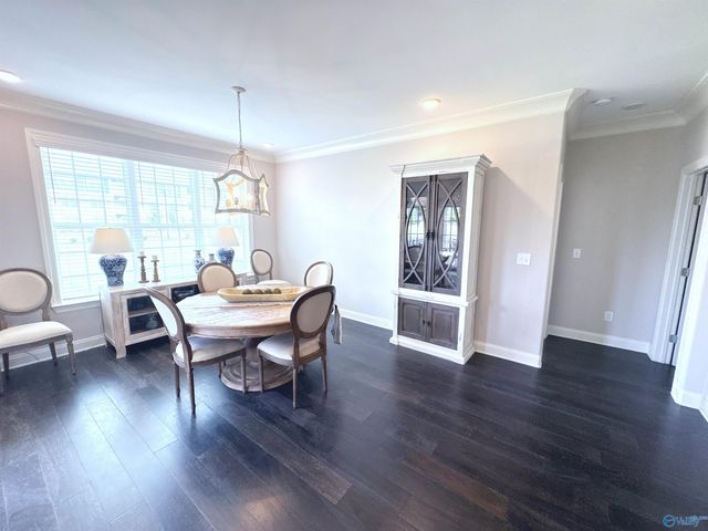 15 American Avenue SW, Huntsville, AL 35824