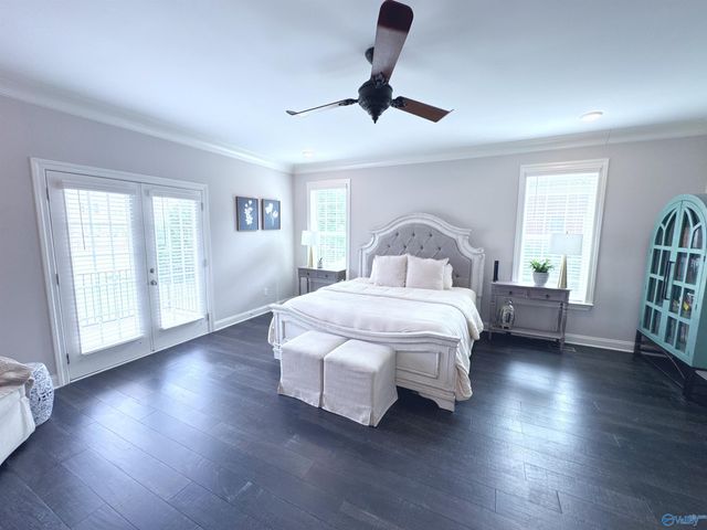 15 American Avenue SW, Huntsville, AL 35824