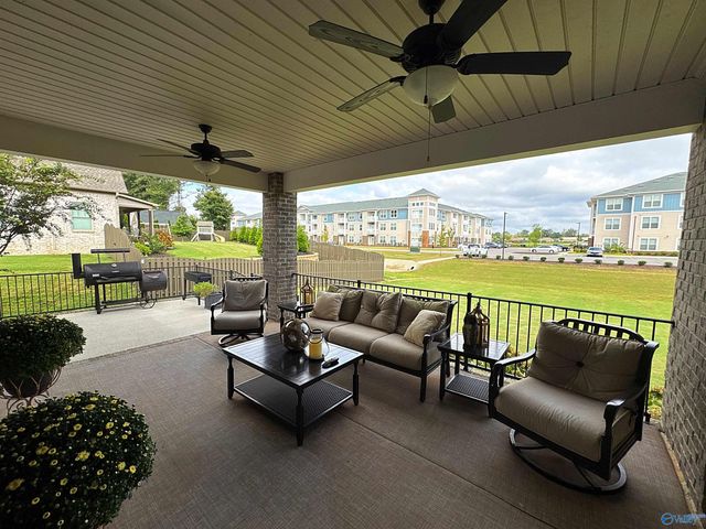 15 American Avenue SW, Huntsville, AL 35824