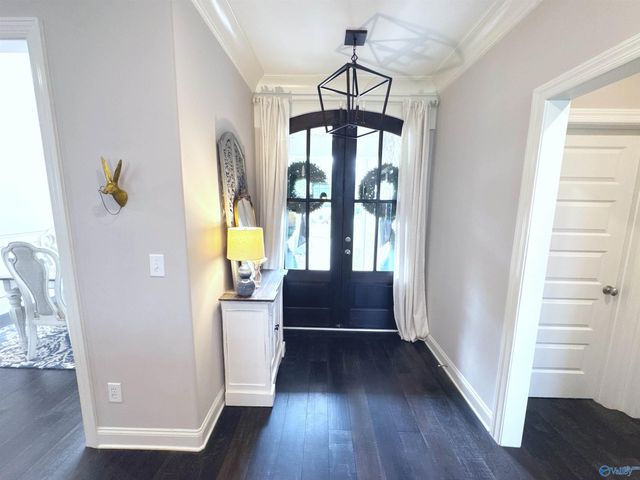 15 American Avenue SW, Huntsville, AL 35824