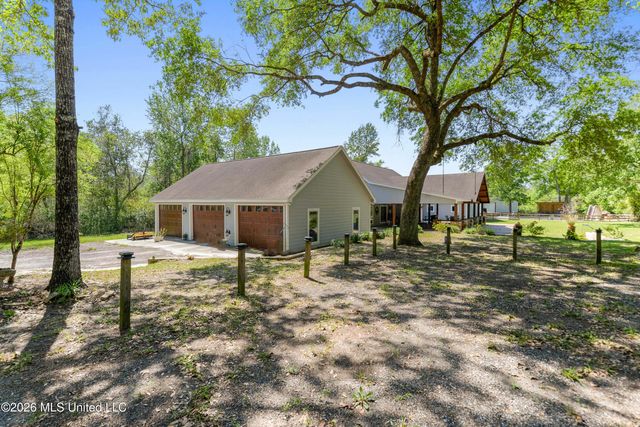 19649 Busby Road, Vancleave, MS 39565